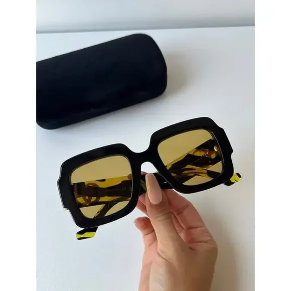 NEW Gucci GG1547S Black Yellow Zebra Square Sunglasses